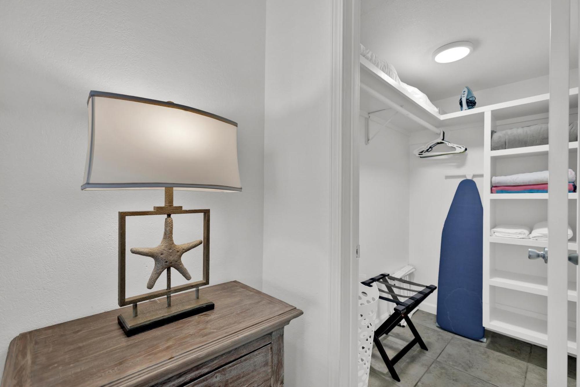 Beachside Bungalow: Surfside I #104 Apartment